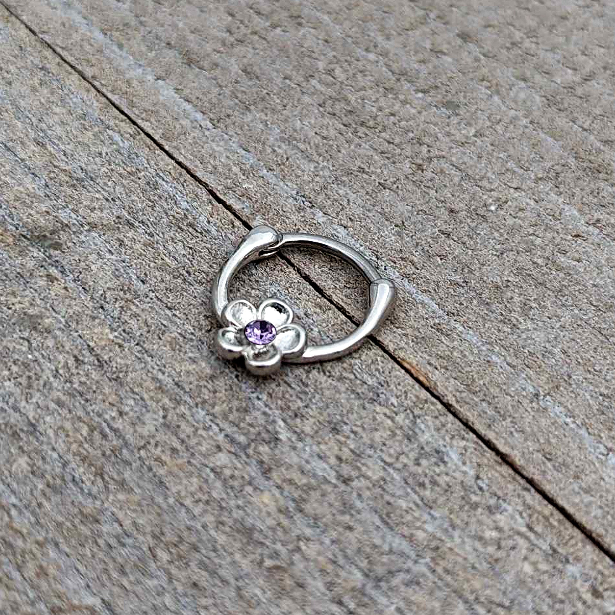 16G 5/16 Purple Gem Sweetheart Flower Cartilage Clicker