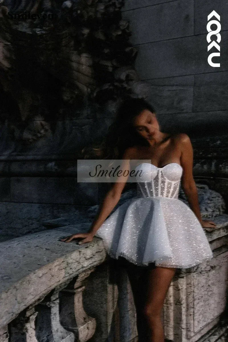 Smileven Short Wedding Dress A Line Sweetheart Neck Shiny Glitter Bride Dresses Mini Sweetheart Neck Vestido de novia Customized