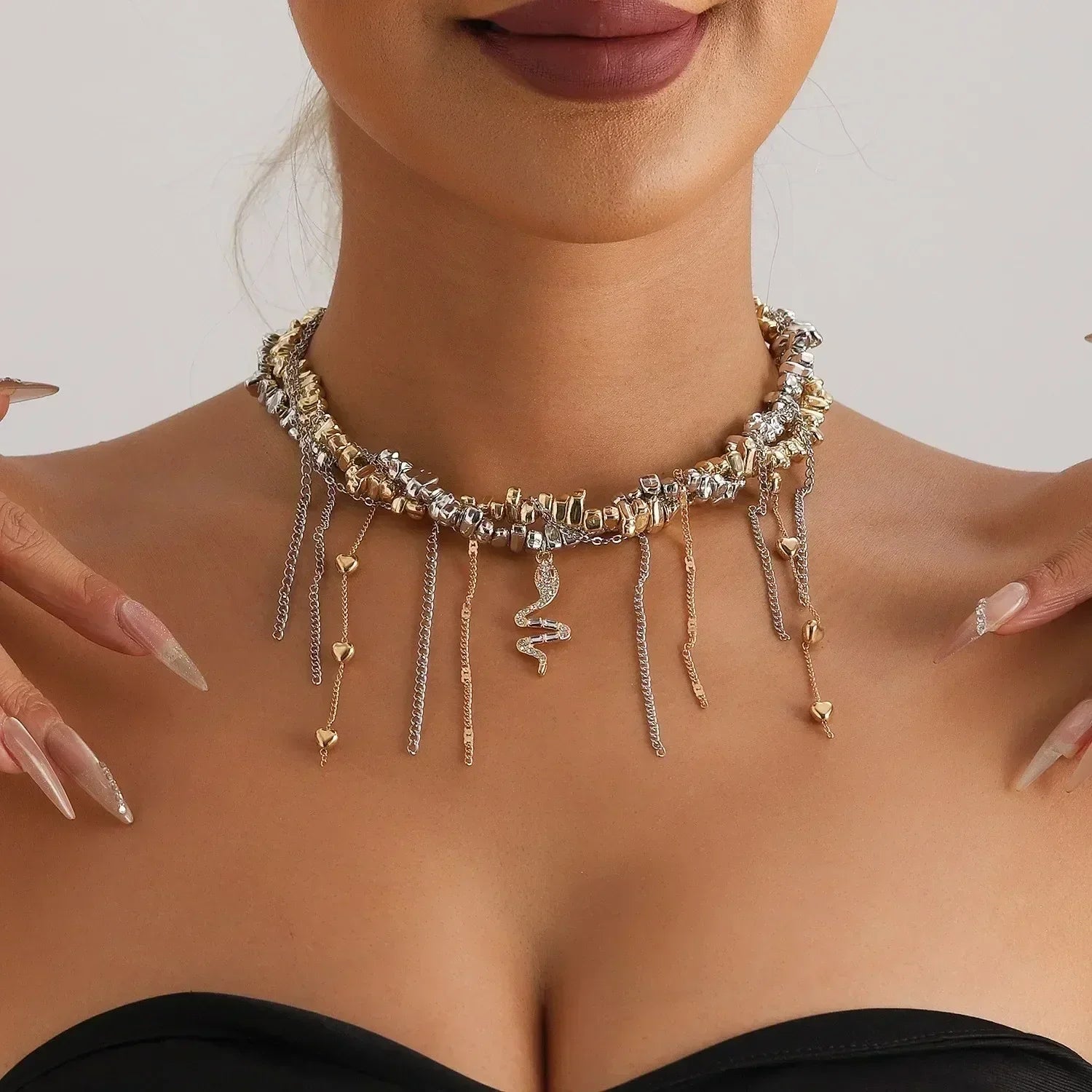 Fashion Heart Beaded Necklace for Women Boho Elegant Irregular Crystal Chain Y2K Choker Exquisite Party Gift Jewelry Accessories