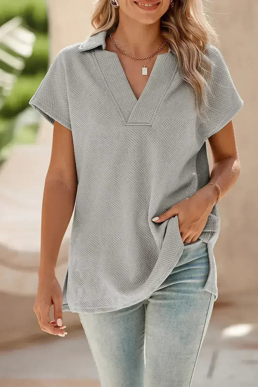 White Textured V Neck Collared Split Hem T Shirt