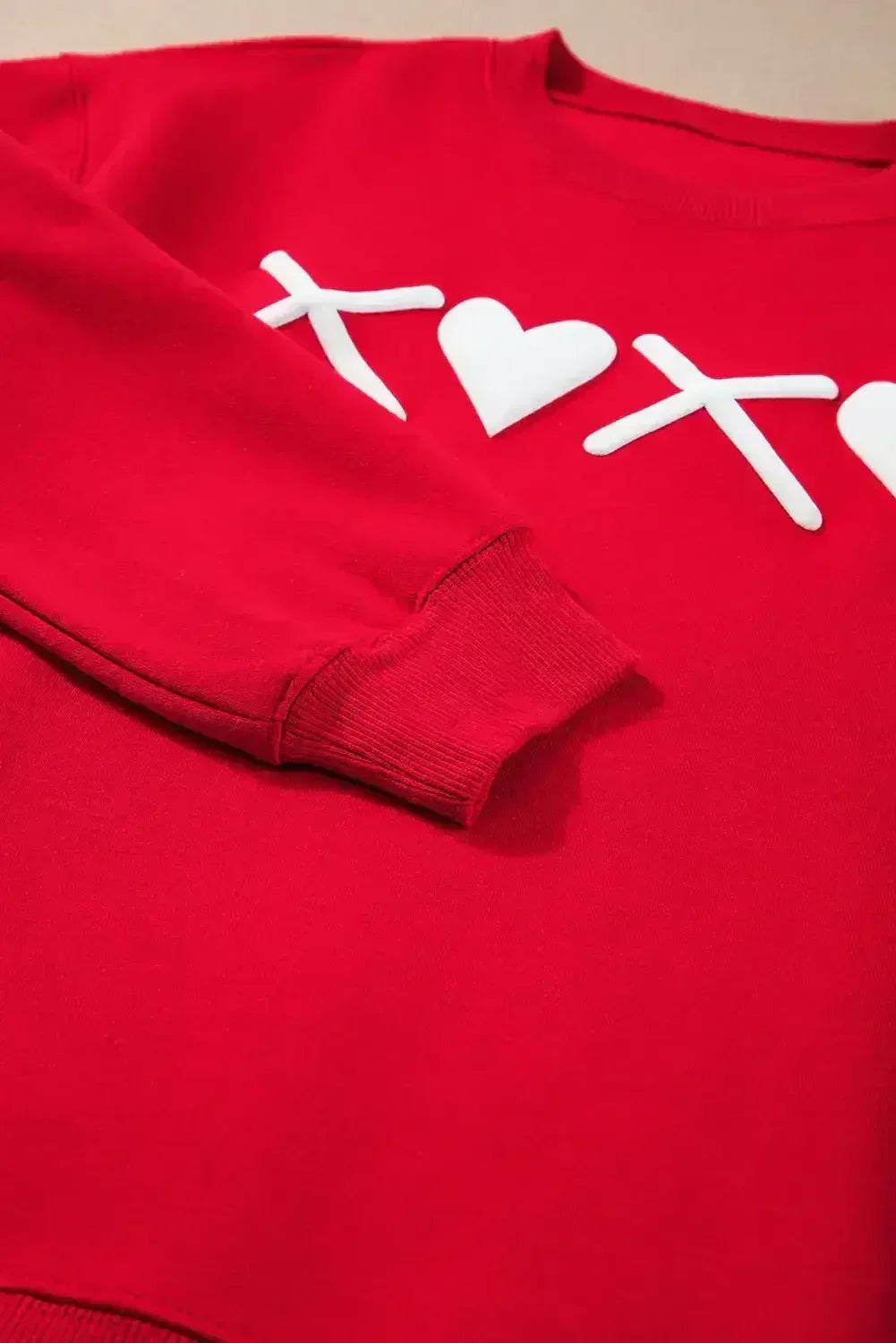 Red XOXO Heart Print Valentine Graphic Sweatshirt